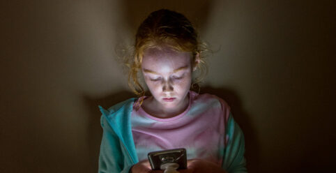 tile-cyberbullying-online-social-media_tcm7-309642
