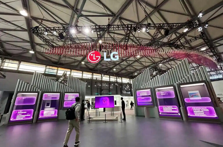 Hisense x LG