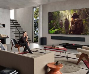 oled_g5_2025_77_gallery_13_lifestyle_image