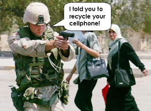 soldier-cellphone2.jpg
